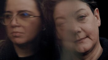 Helen Macdonald y Sin Blaché