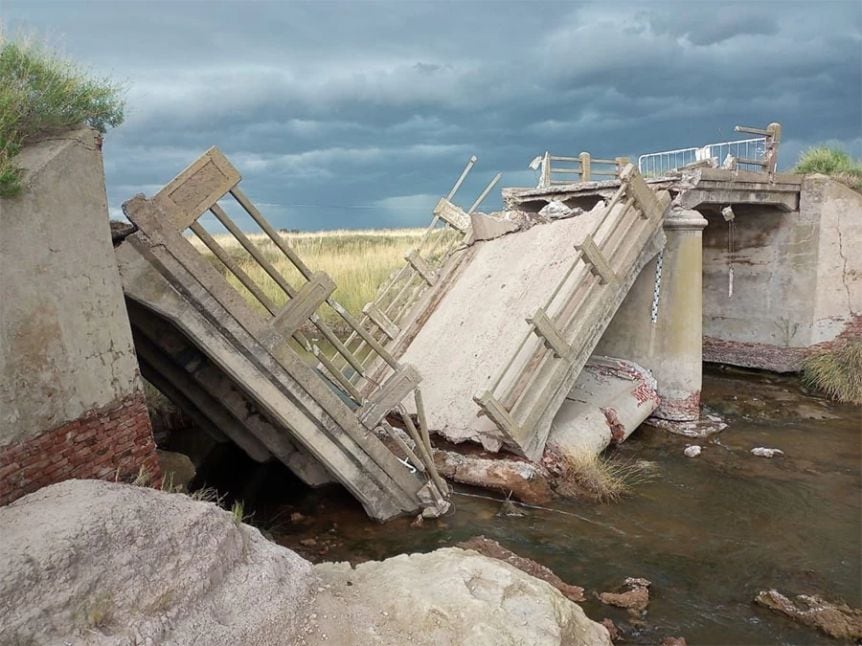 El tránsito pesado sobre la estructura estuvo restringido durante una década (Fotos: Facebook)