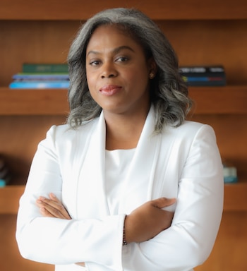 Ministra de Educación, Aurora Vergara,