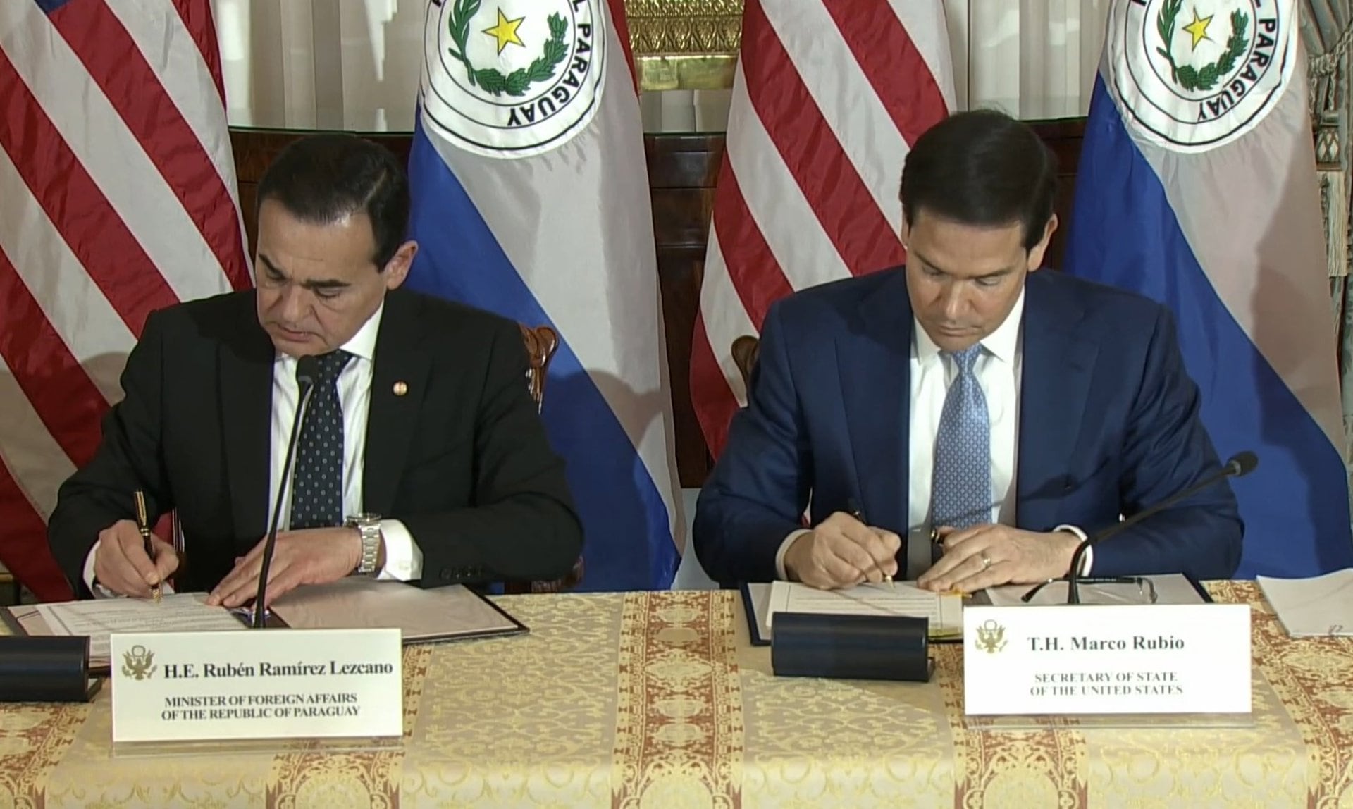 Estados Unidos y Paraguay firman histórico acuerdo militar que permite presencia de tropas estadounidenses