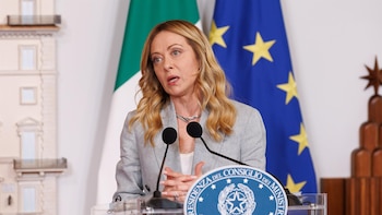 Meloni pide flexibilidad a Bruselas: "No podemos decirles a los ciudadanos que el dinero es solo para defensa"
