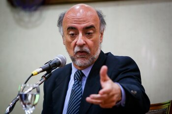 En la imagen, el ministro