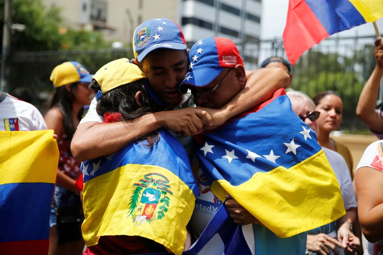 Las remesas registradas entre enero y junio representaron casi la mitad de los fondos transferidos durante todo 2025. (foto: Contexto Diario)