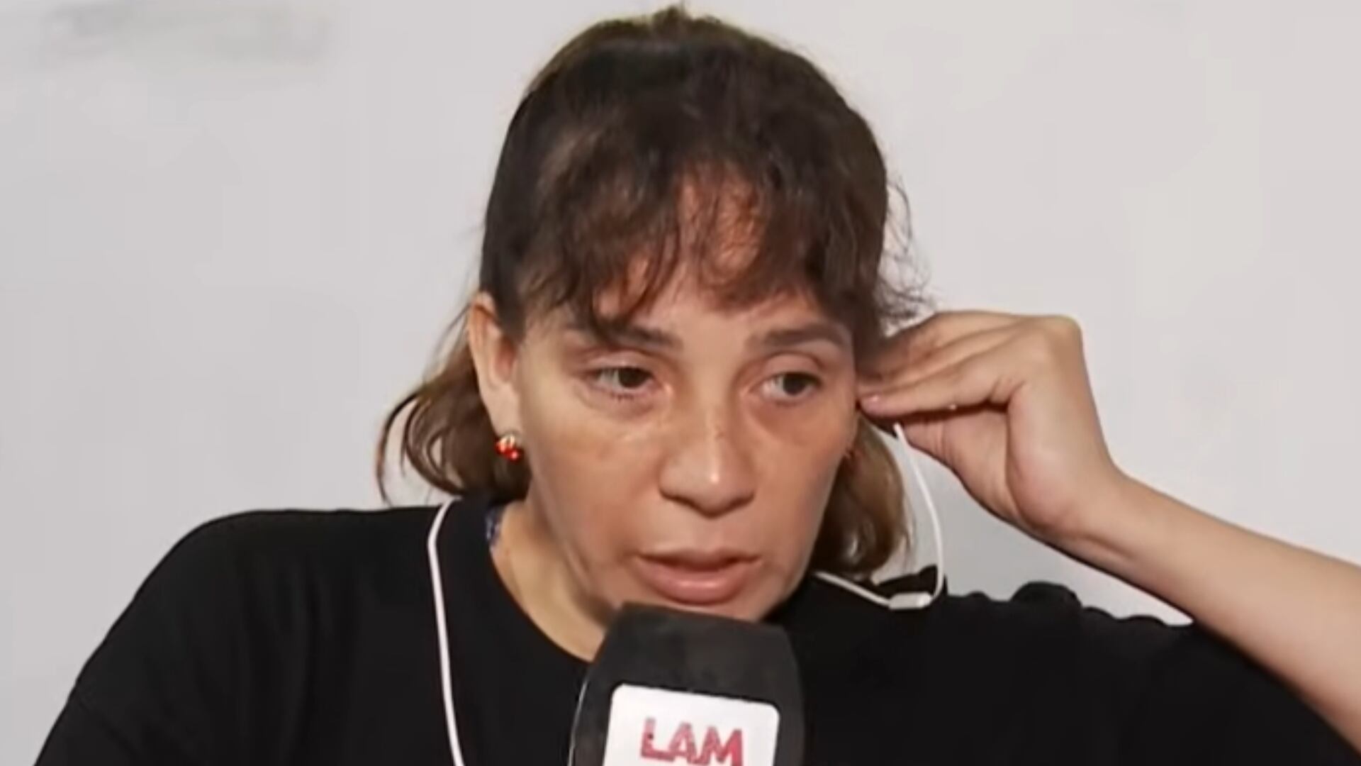 “A veces siento que ella quiere desacreditar lo que hice, pero si no me hubiese importado, me quedaba en mi casa. Y la que fue sola a denunciar fui yo”, afirmó Lissa Vera sobre Lowrdez (LAM, América)