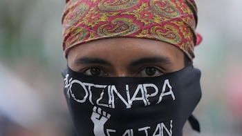 Ayotzinapa: Gobierno reagenda para el 28 de septiembre entrega de informe a padres de los 43 normalistas