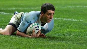 zzzzinte1Argentina's centre Federico Martin Aramburu scores Argentina's third try during the rugby union World Cup third place final match France vs. Argentina, 19 October 2007 at the Parc des Princes stadium in Paris. AFP PHOTO / PAUL ELLISzzzz