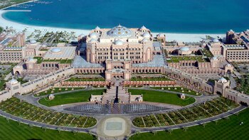 Así es el espectacular hotel