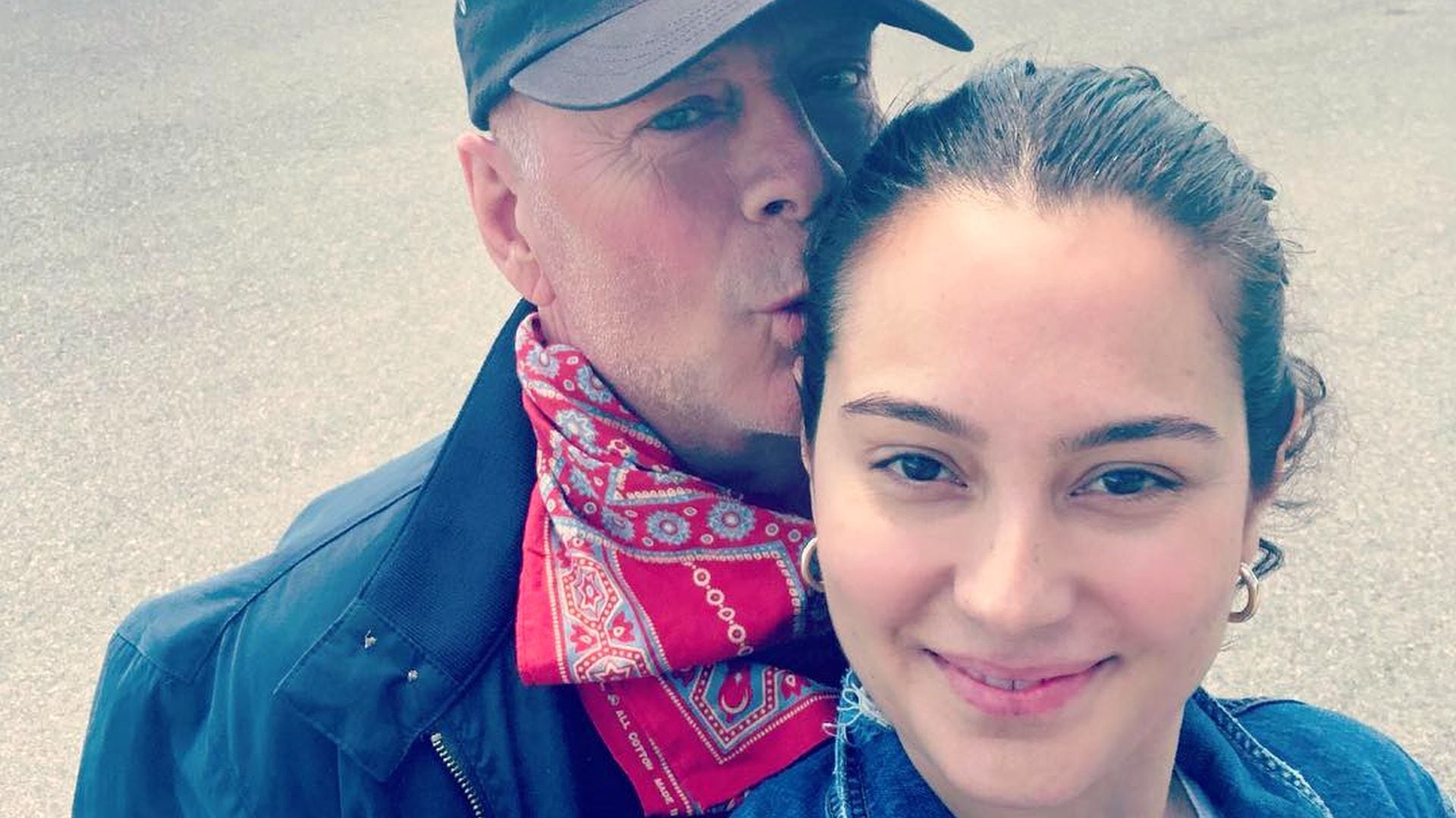 Emma Heming Willis lanzó en la IDC 2026 de Sídney el sitio raredementia.com.au para apoyar a familias australianas afectadas por demencias poco frecuentes (Instagram/@emmahemingwillis)