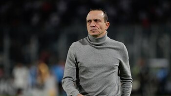 Alianza Lima destituye al técnico