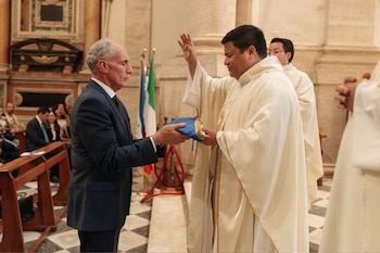 El presidente Nasry Asfura participó en una celebración eucarística en la Basílica de Santa María la Mayor, en Roma. (Foto: Casa Presidencial Honduras)
