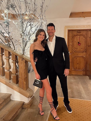 Michael Ballack y Sophia Schneiderhan se mantienen juntos pese a los rumores sobre la supuesta relación que tenía ella con el hijo fallecido del ex futbolista alemán (Instagram)