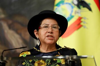 La ministra de Exteriores de