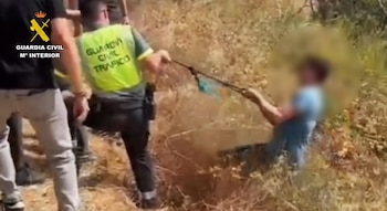Los tres ocupantes fueron detenidos tras un operativo de más de 100 kilómetros por la provincia de Cáceres.