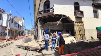En Piura, una casona del Centro Histórico sufrió un colapso parcial y fue declarada en estado crítico en su segundo nivel. Difusión