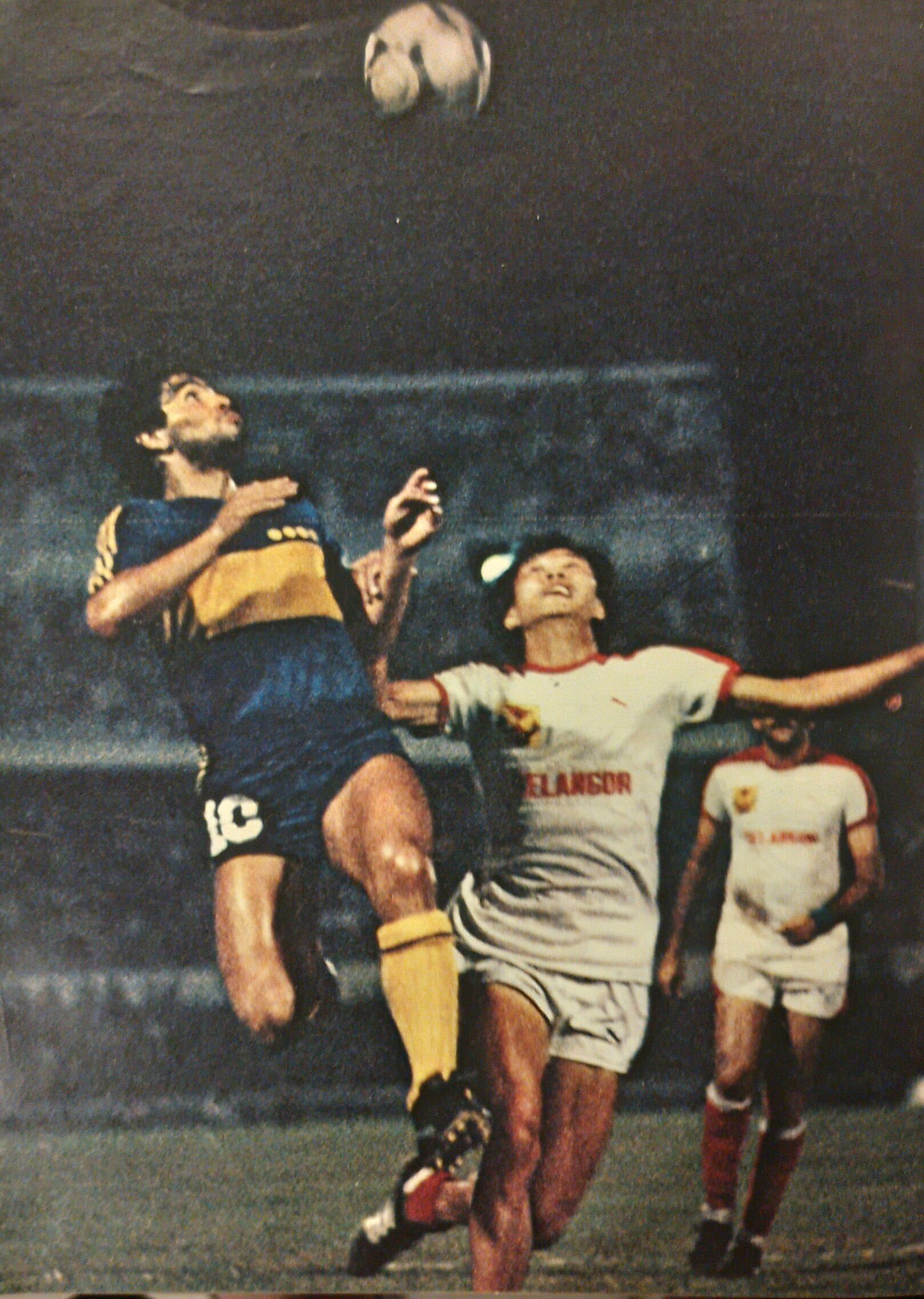 Diego Maradona en medio de la maratónica gira de Boca