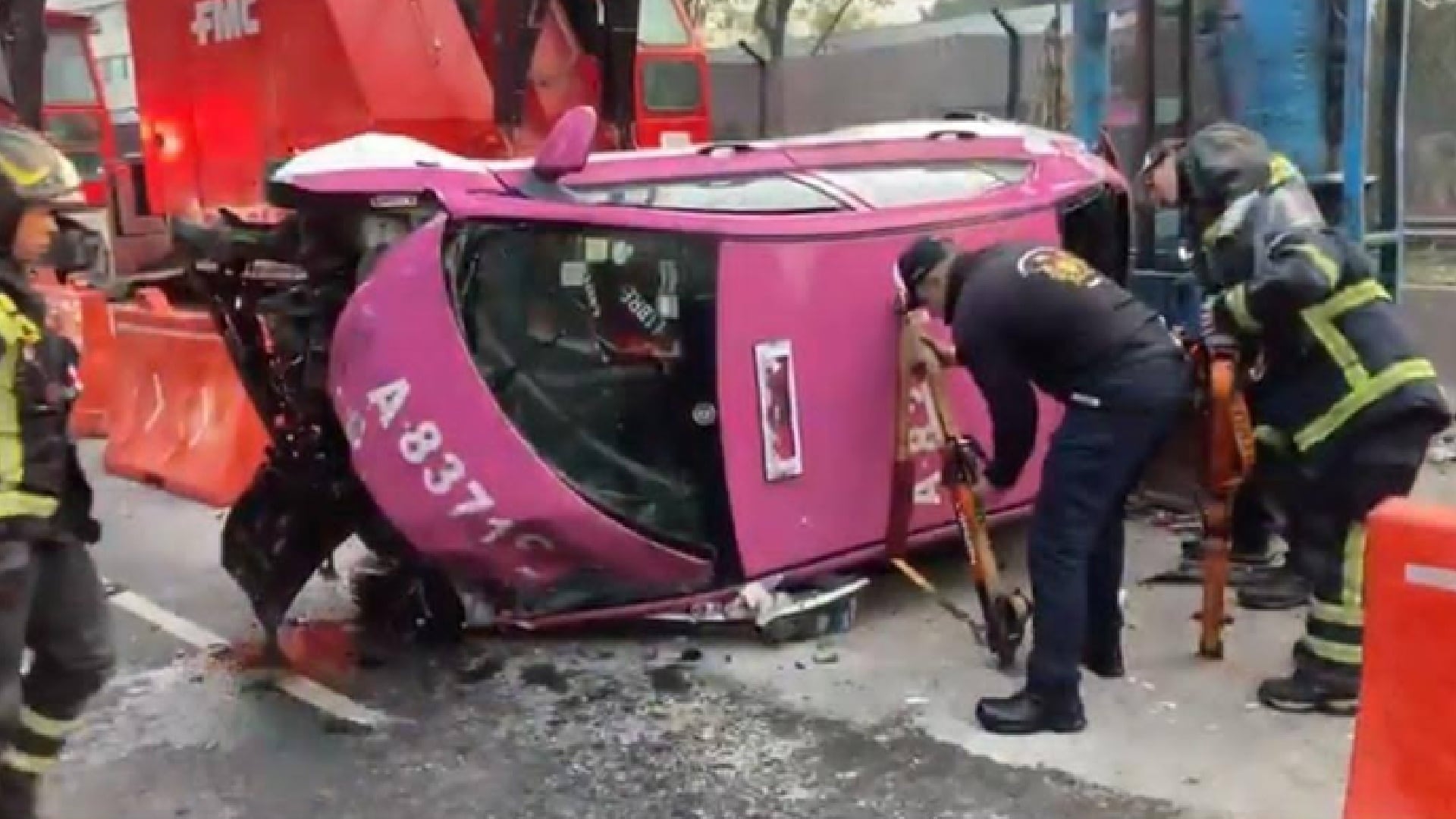 Taxista presuntamente intoxicado choca en San Antonio Abad, CDMX (especial)