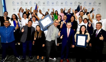 Personal del INDES celebra la