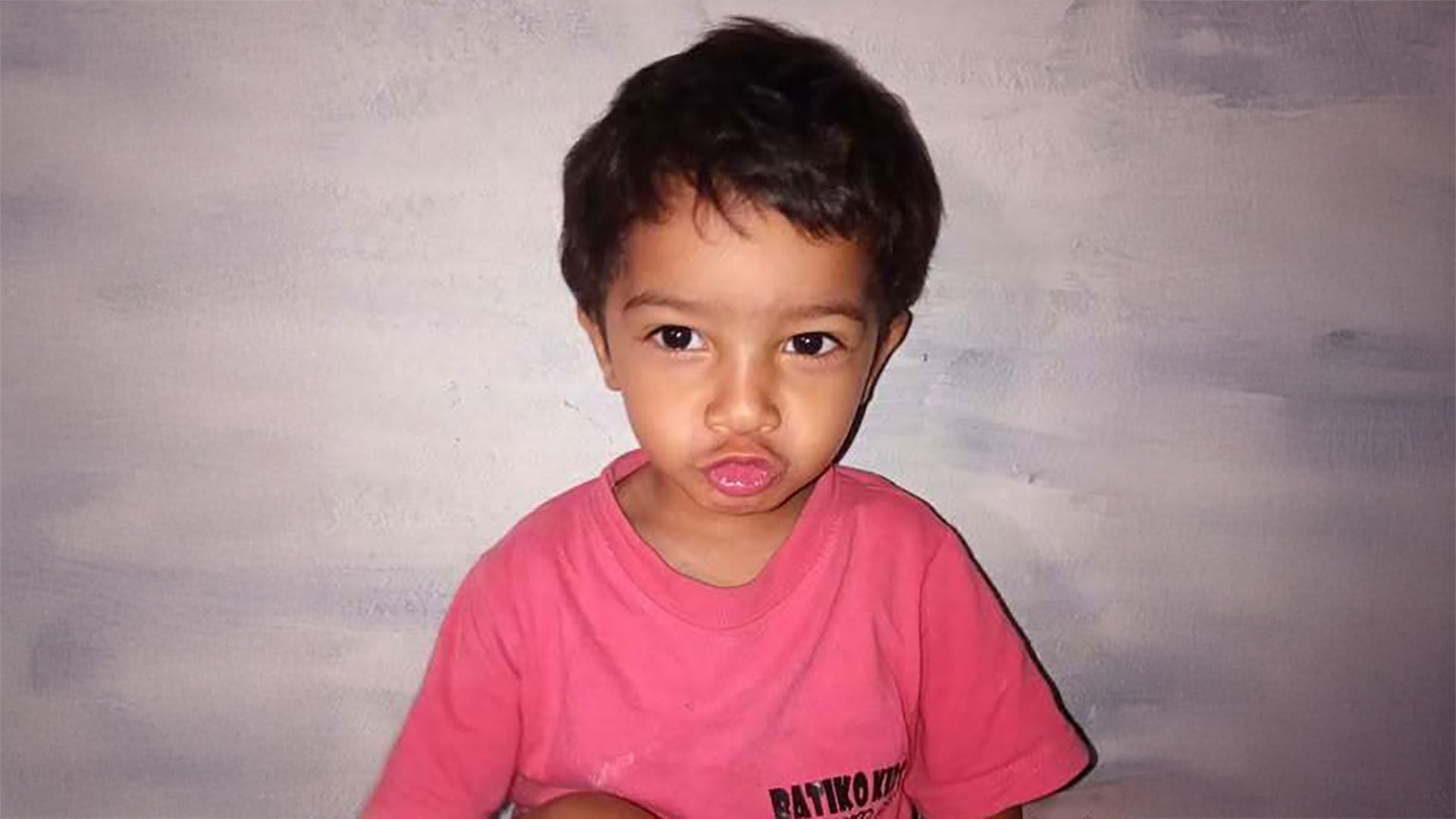 Líam Mahún tenía 2 años