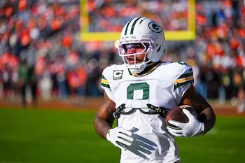 Reconocido por su capacidad ofensiva y sus estadísticas sobresalientes, el running back ha sido pieza fundamental en el esquema de Green Bay y figura constante en los rankings de la liga (Foto de archivo de AP/Jack Dempsey)