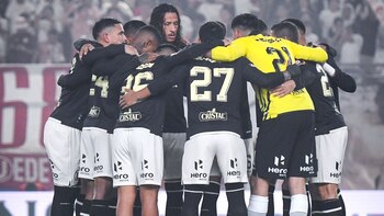 Alineaciones del Universitario vs ADT