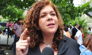 Theresly Malavé es defensora de