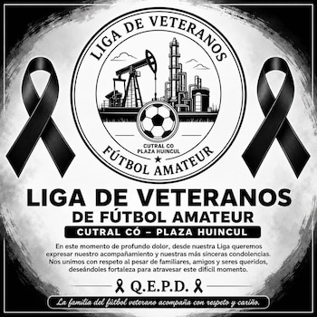 Afiche en blanco y negro con el logo de la Liga de Veteranos de Fútbol Amateur, dos lazos negros de luto y un mensaje de condolencias