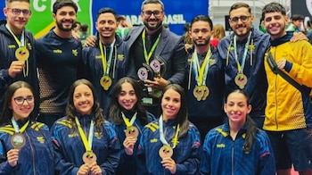 A lo más alto del podio también accedió el equipo masculino senior integrado por Dany Diaz, Samuel Giraldo, Maick Duke y Alejandro Ramírez - crédito Federación colombiana de karate