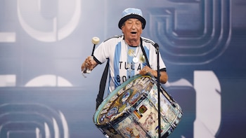 El tesoro argentino que retumba en las tribunas del Mundial: el viaje del histórico bombo de Tula para alentar a la Selección