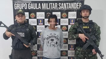 Hombre usó a su hijastra