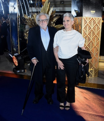 Martín Fierro 2024 - MF 2024 - alfombra azul