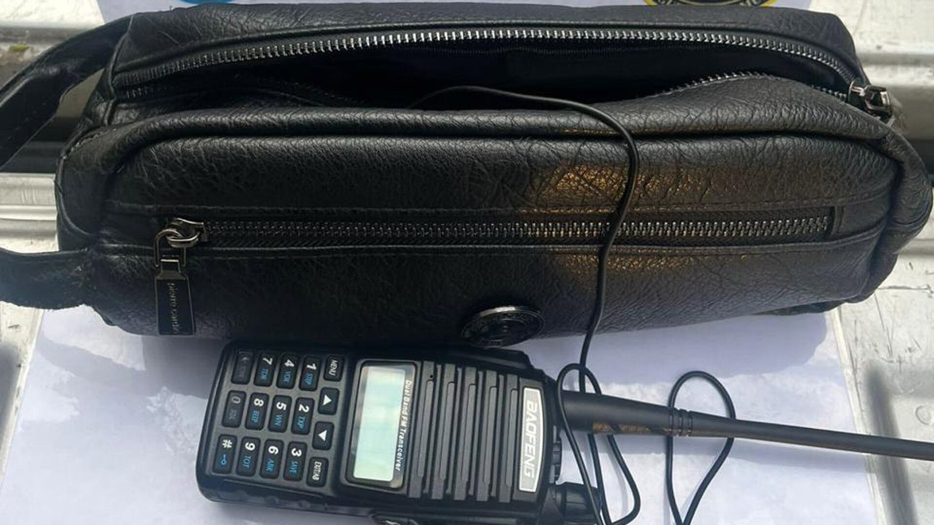 Este inhibidor de señal se le incautó a un delincuente que intentó abrir una camioneta en Palermo, el mes pasado