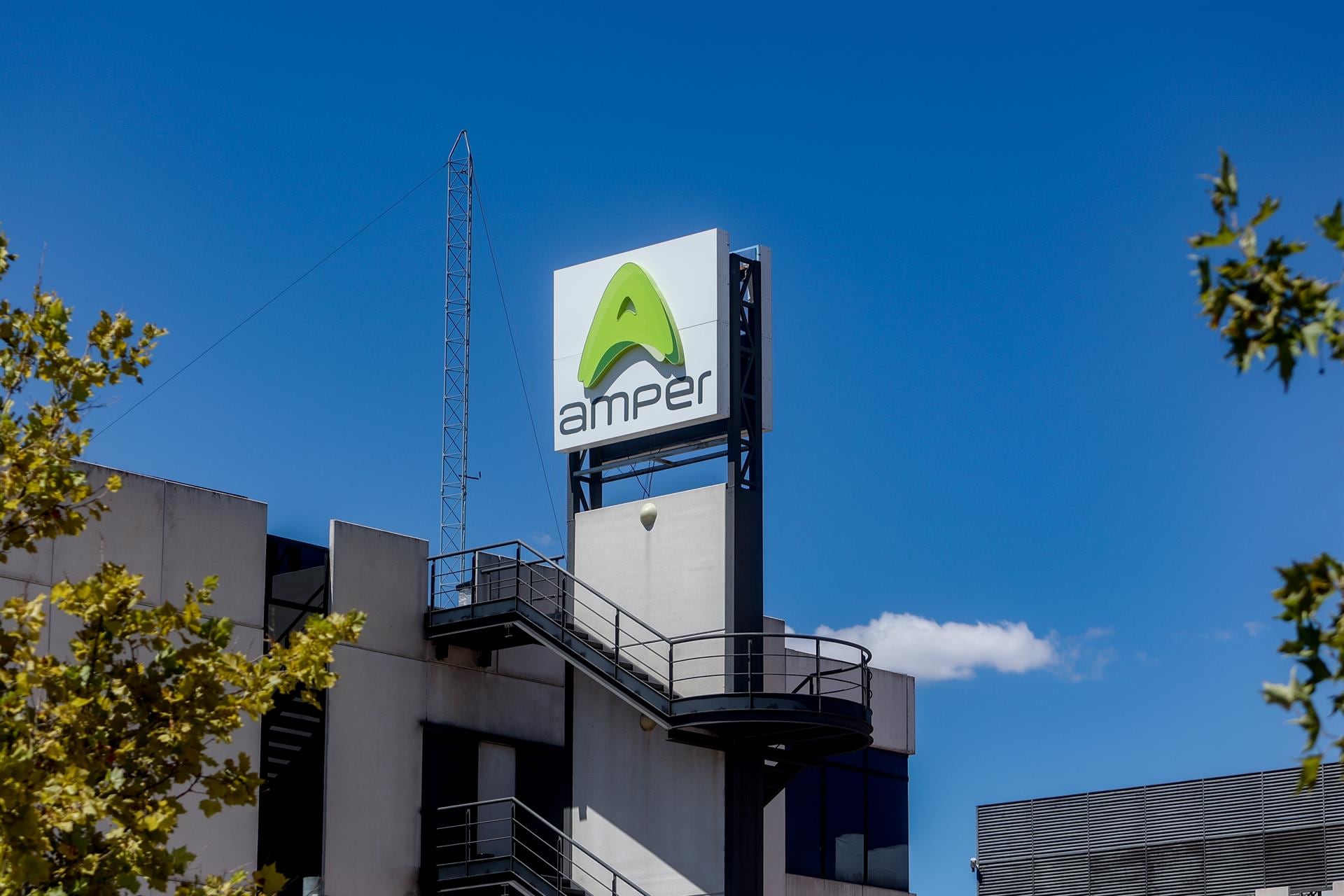 (AMP) Amper se adjudica un contrato de 130 millones en Brasil para modernizar la red eléctrica de Pará