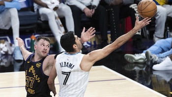 Aldama y los Grizzlies vuelven