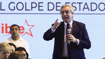 La Justicia argentina cita a