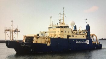 El buque cablero francés Peter