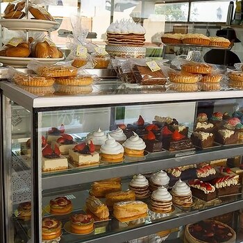 Cristina compró porciones individuales de