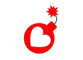 El love bombing suele comenzar con muestras intensas de afecto que pueden ocultar una estrategia de manipulación emocional.
