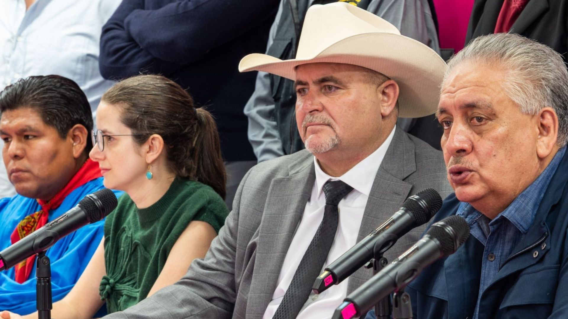 El activista entra a la disputa por la gubernatura de 2027 como candidato ciudadano del partido surgido de la marea rosa, en un estado donde el Verde ya condicionó su coalición a que el candidato de Morena sea Cruz Pérez Cuéllar y no Andrea Chávez. (CUARTOSCURO)