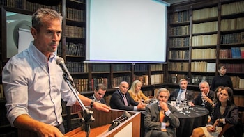 Martín Menem admitió que el informe de gestión de Manuel Adorni “va a ser picante” y anticipó: “Compren pochoclos”