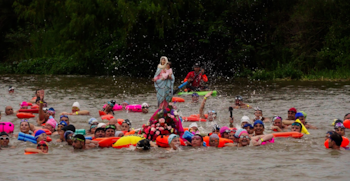 Los 451 nadadores en el