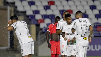 Los futbolistas de América de