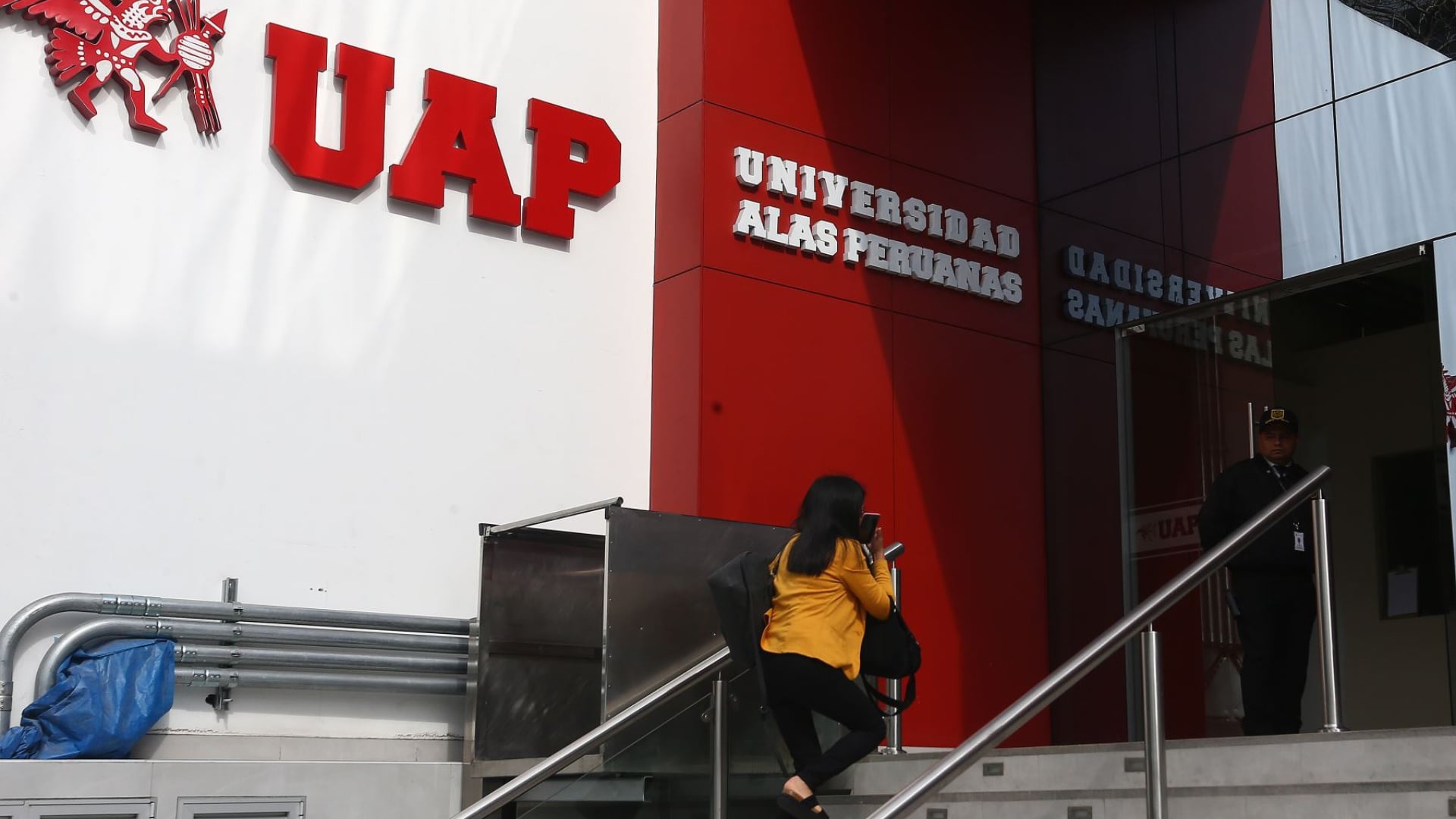 PJ ordena devolver a la Universidad Alas Peruanas sus locales que vienen siendo usados por Pronabi