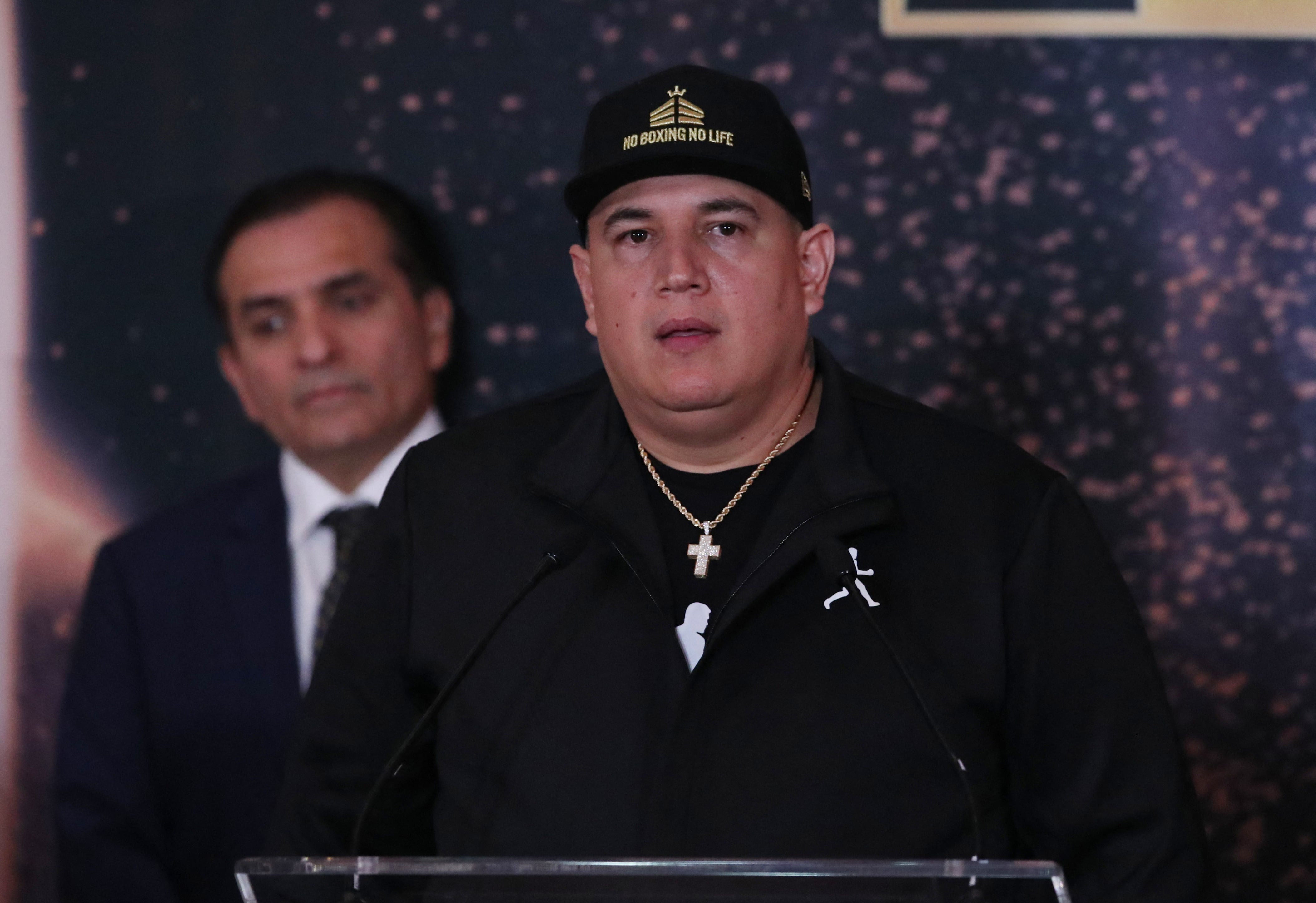 Eddy Reynoso aparece como el entrenador para medir a Cruz con la élite (REUTERS/Henry Romero)