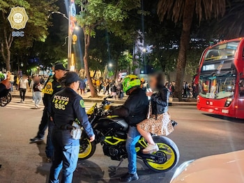 La SSC remitió 246 motocicletas a distintos depósitos vehiculares tras detectar infracciones durante la Mega Rodada del Terror 2026. (X @SSC_CDMX)