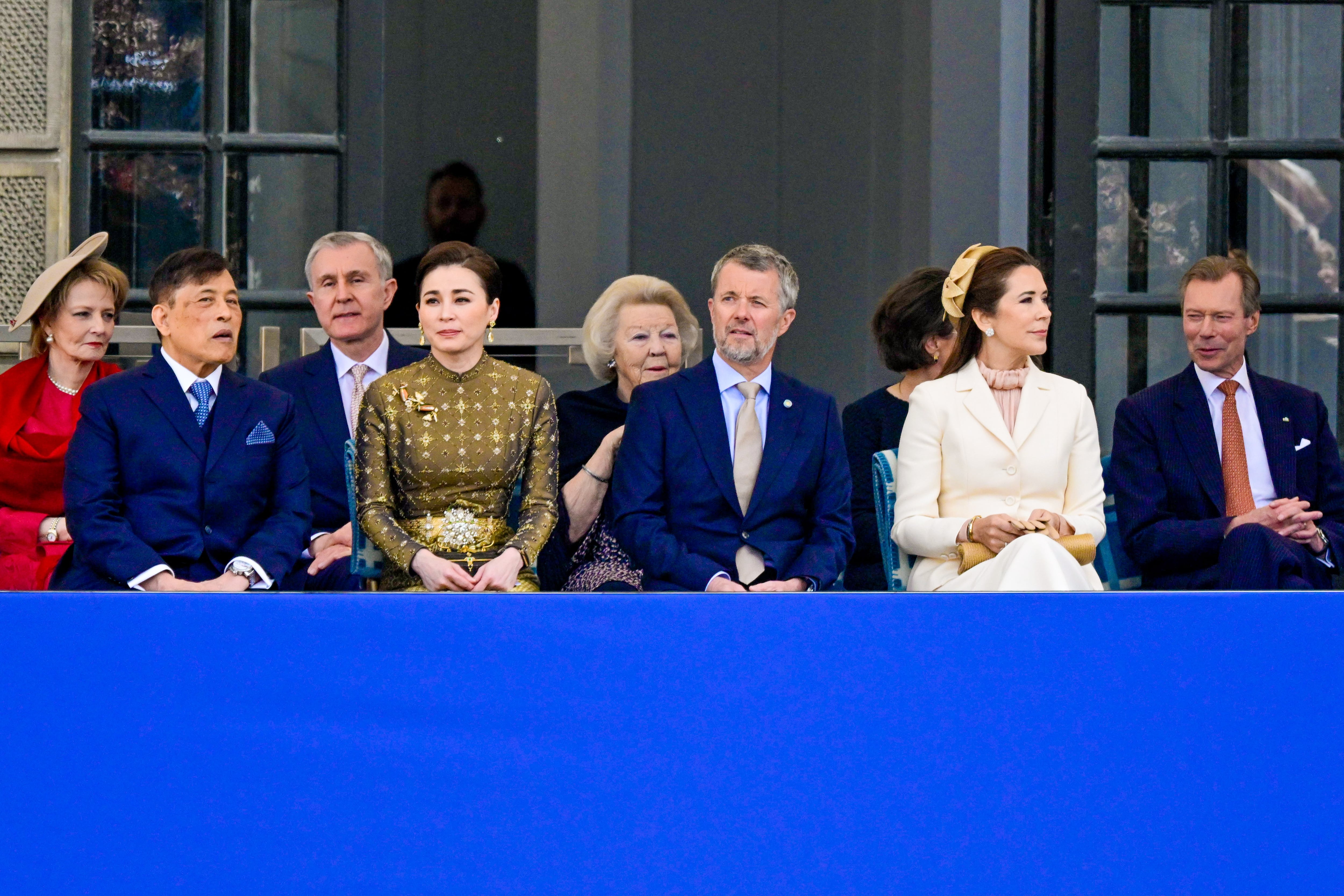 Los reyes de Tailandia y Dinamarca en el cumpleaños del rey Carlos Gustavo de Suecia (Grosby)