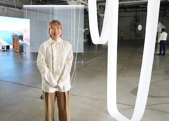 La escultora e instalacionista Yuko