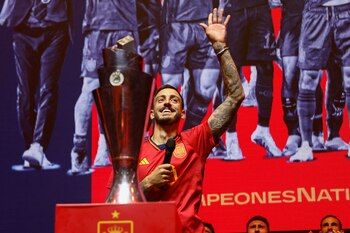 Joselu durante la celebración por