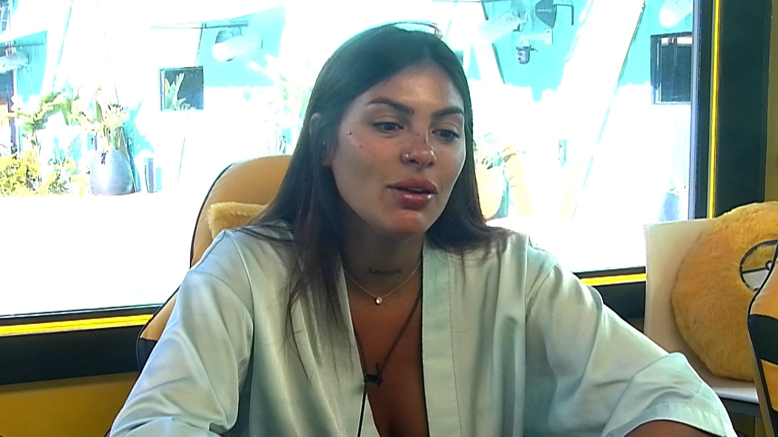 La joven había terminado en vivo con su pareja y este le contestó con el derecho a réplica (Captura de Gran Hermano)