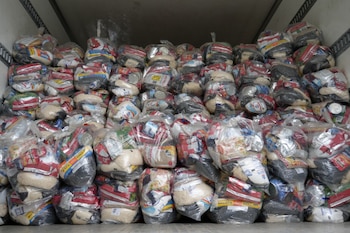 La Comisión Nacional de Emergencias coordina la asistencia humanitaria y la provisión de insumos básicos. Crédito: CNE