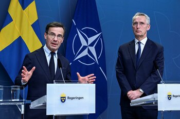 Foto de archivo: El primer ministro sueco, Ulf Kristersson, y el secretario general de la OTAN, Jens Stoltenberg, asisten a una rueda de prensa en Estocolmo, Suecia, el 7 de marzo de 2023 (REUTERS)